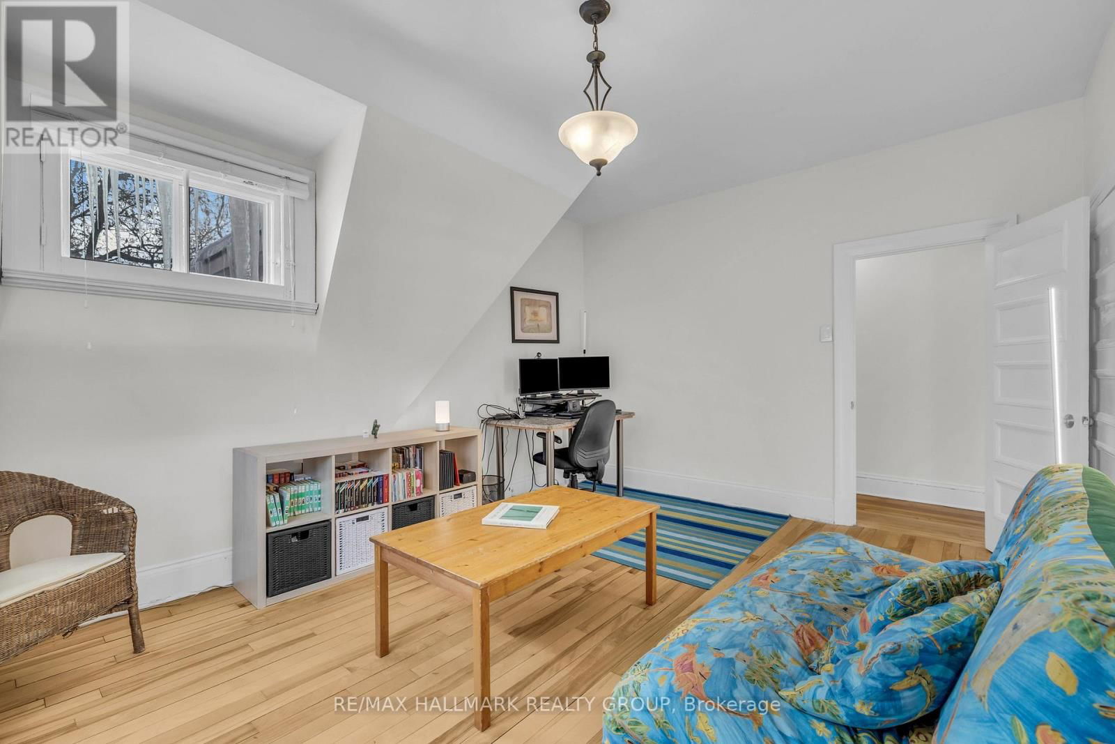 396 DALY AVENUE Image 34