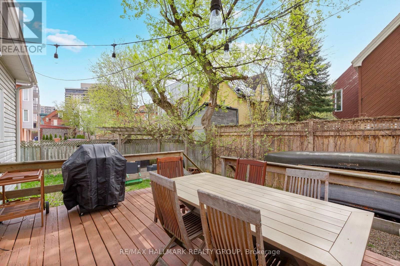 396 DALY AVENUE Image 49