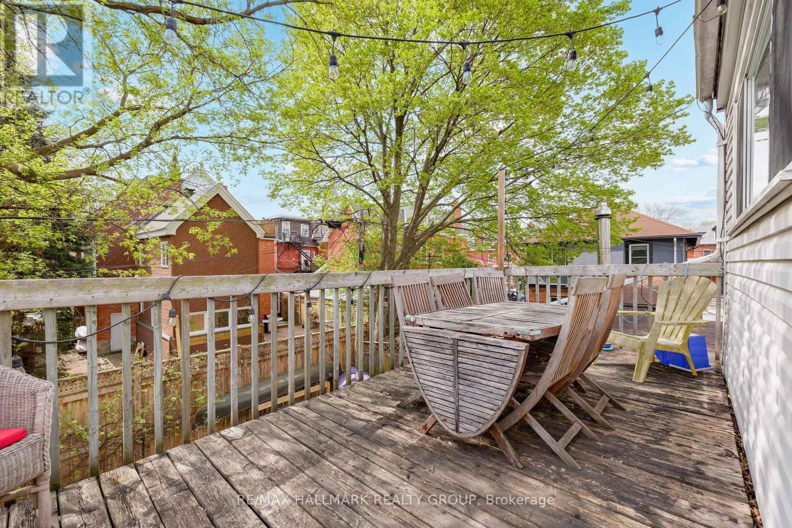 396 DALY AVENUE Image 50