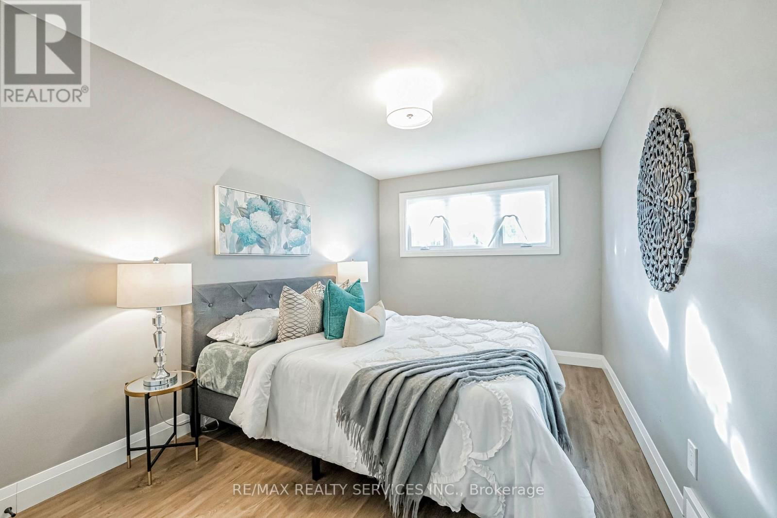 17 SHAMROCK COURT Image 21