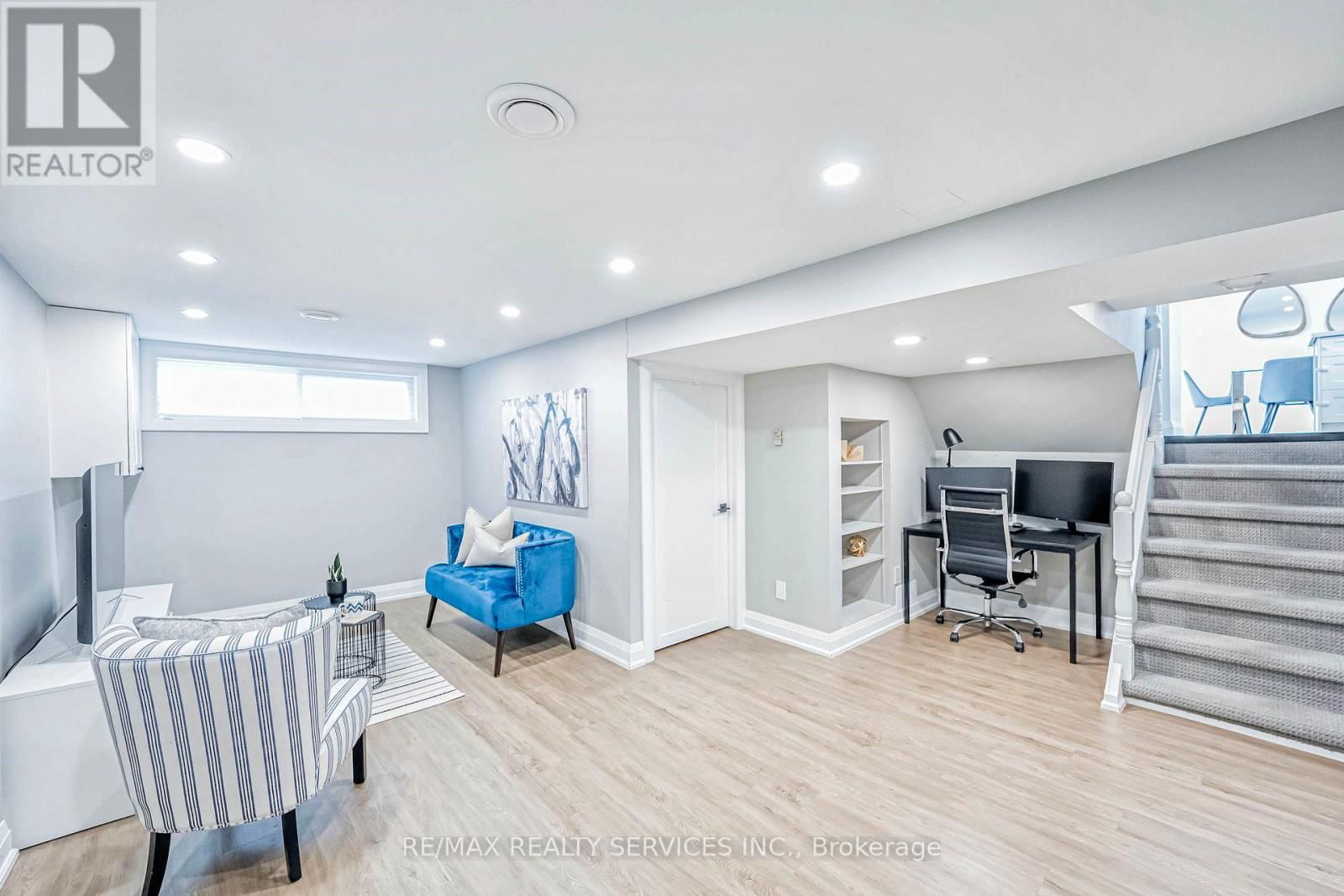 17 SHAMROCK COURT Image 30