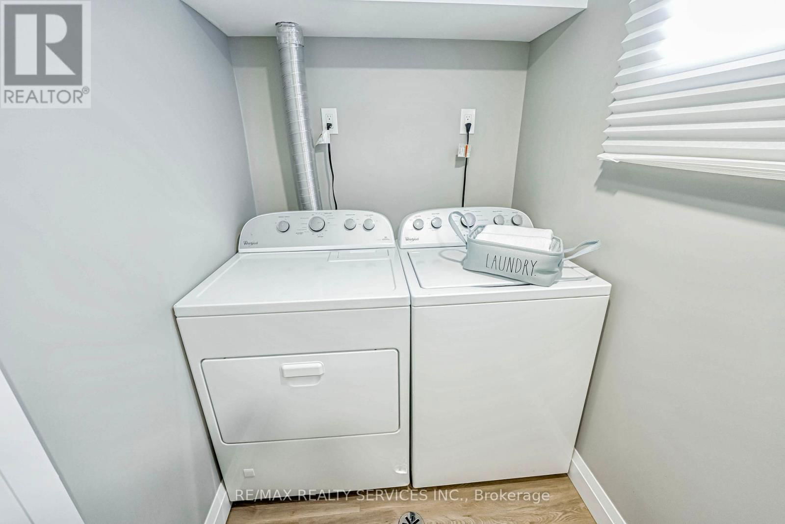 17 SHAMROCK COURT Image 37
