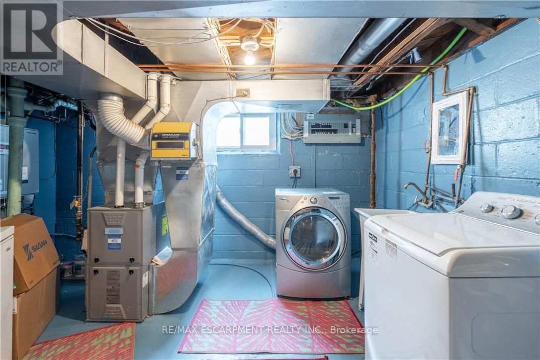 119 EAST 17TH STREET Image 24
