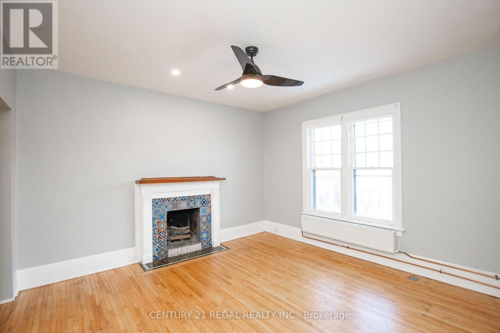 2 - 352 BARTON STREET EAST Image 25