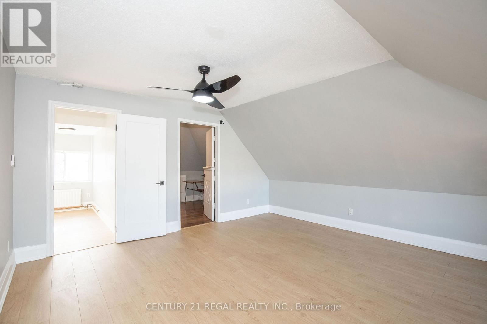2 - 352 BARTON STREET EAST Image 42