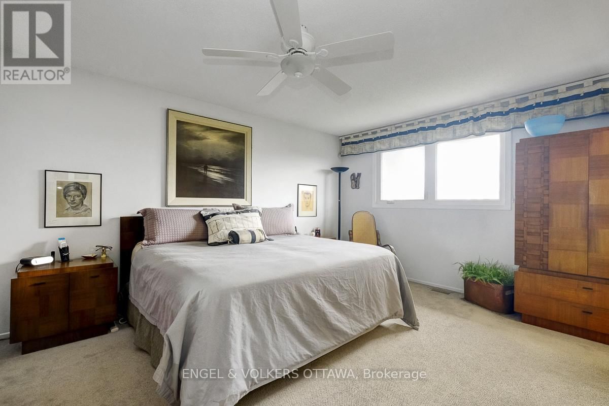 59 CHARING ROAD Image 29