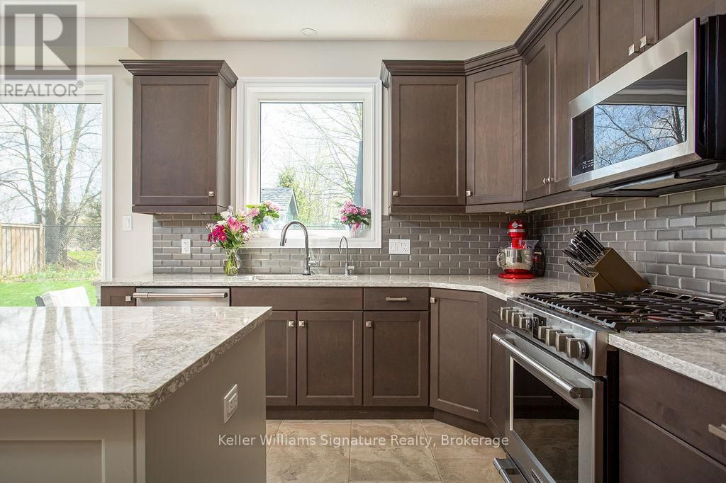 7 HILBORN STREET Image 12