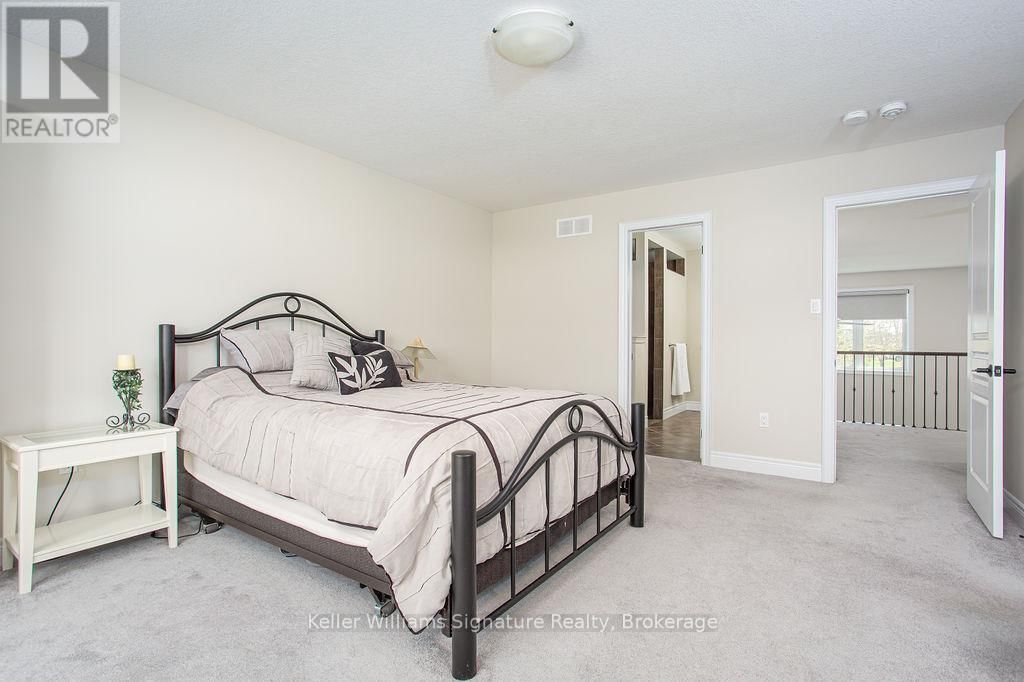 7 HILBORN STREET Image 22