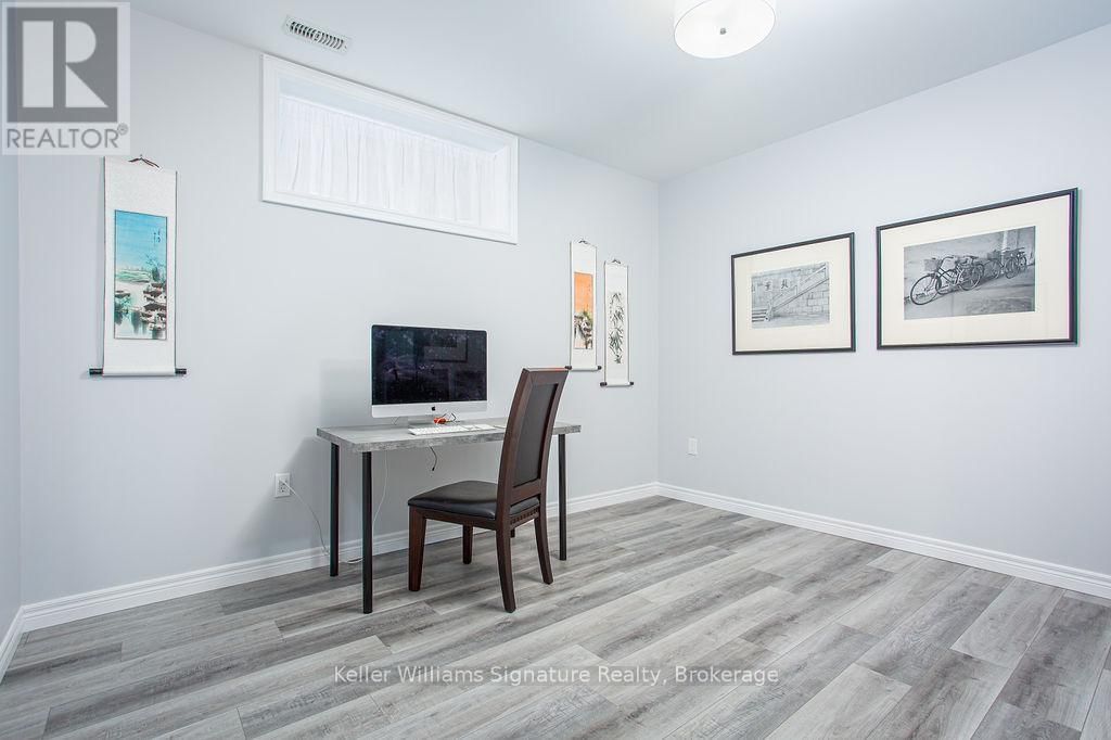 7 HILBORN STREET Image 35