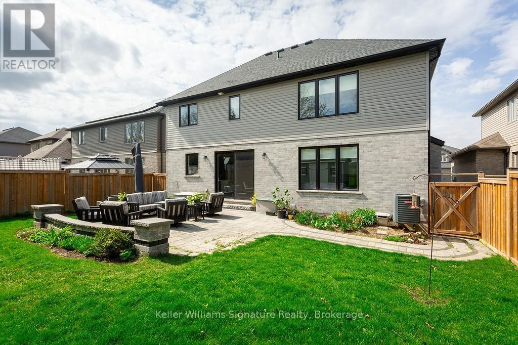 7 HILBORN STREET Image 38