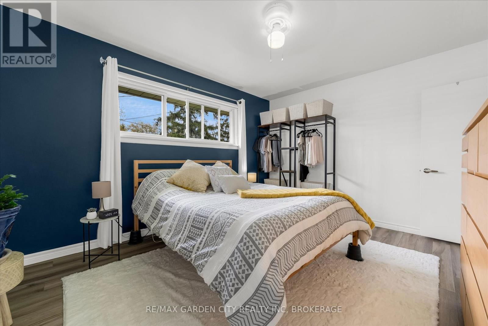 58 DIFFIN DRIVE Image 16