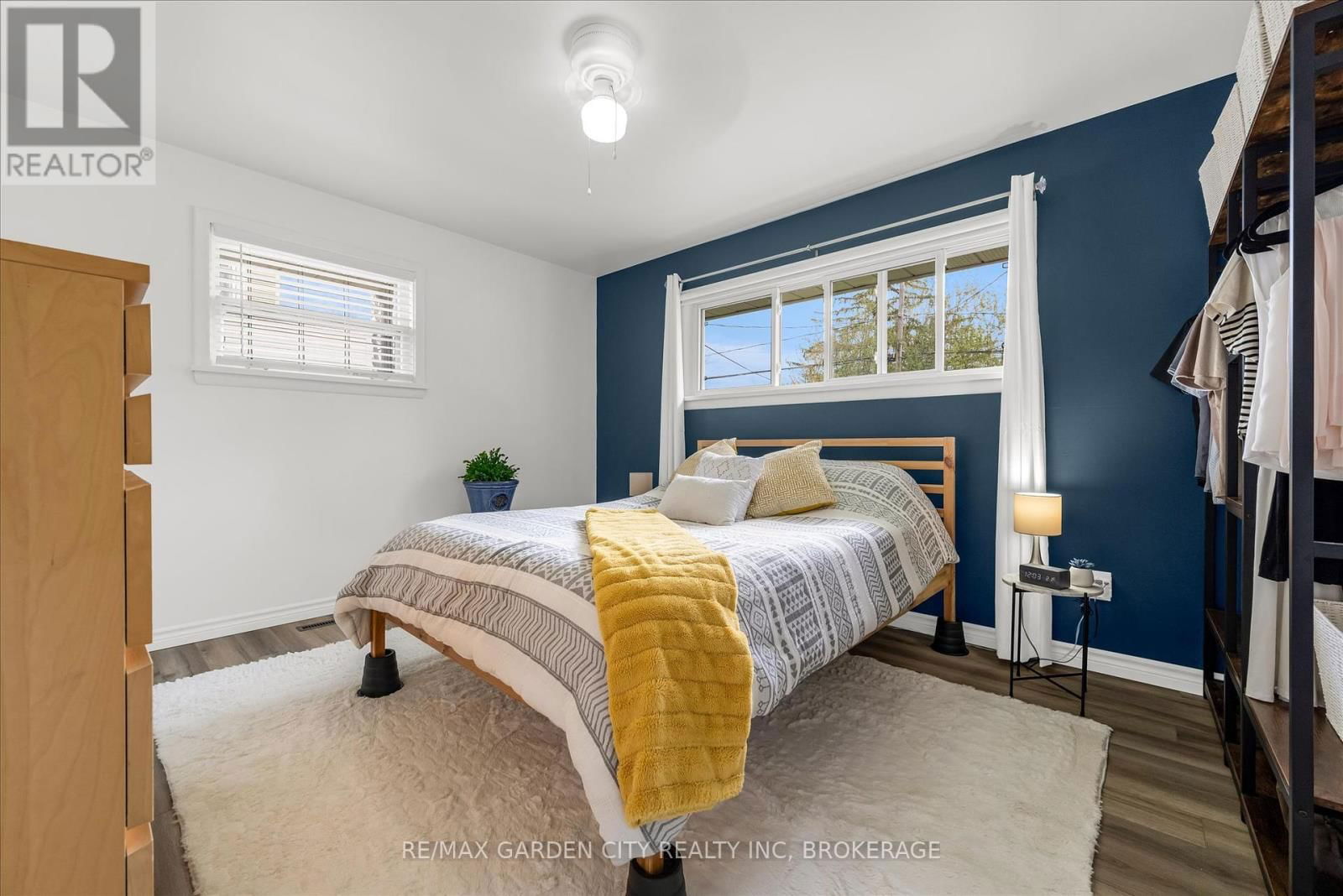 58 DIFFIN DRIVE Image 17