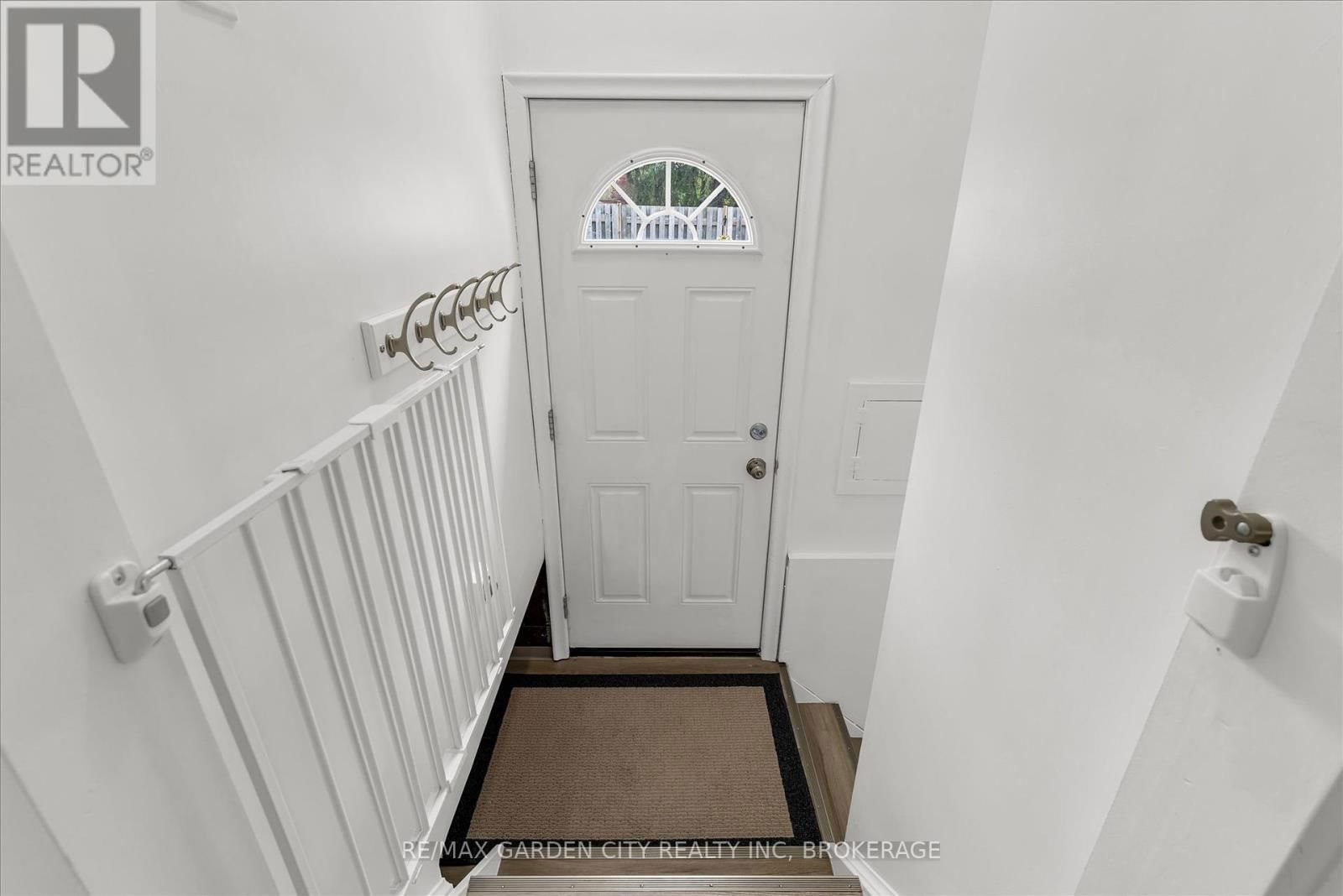 58 DIFFIN DRIVE Image 24