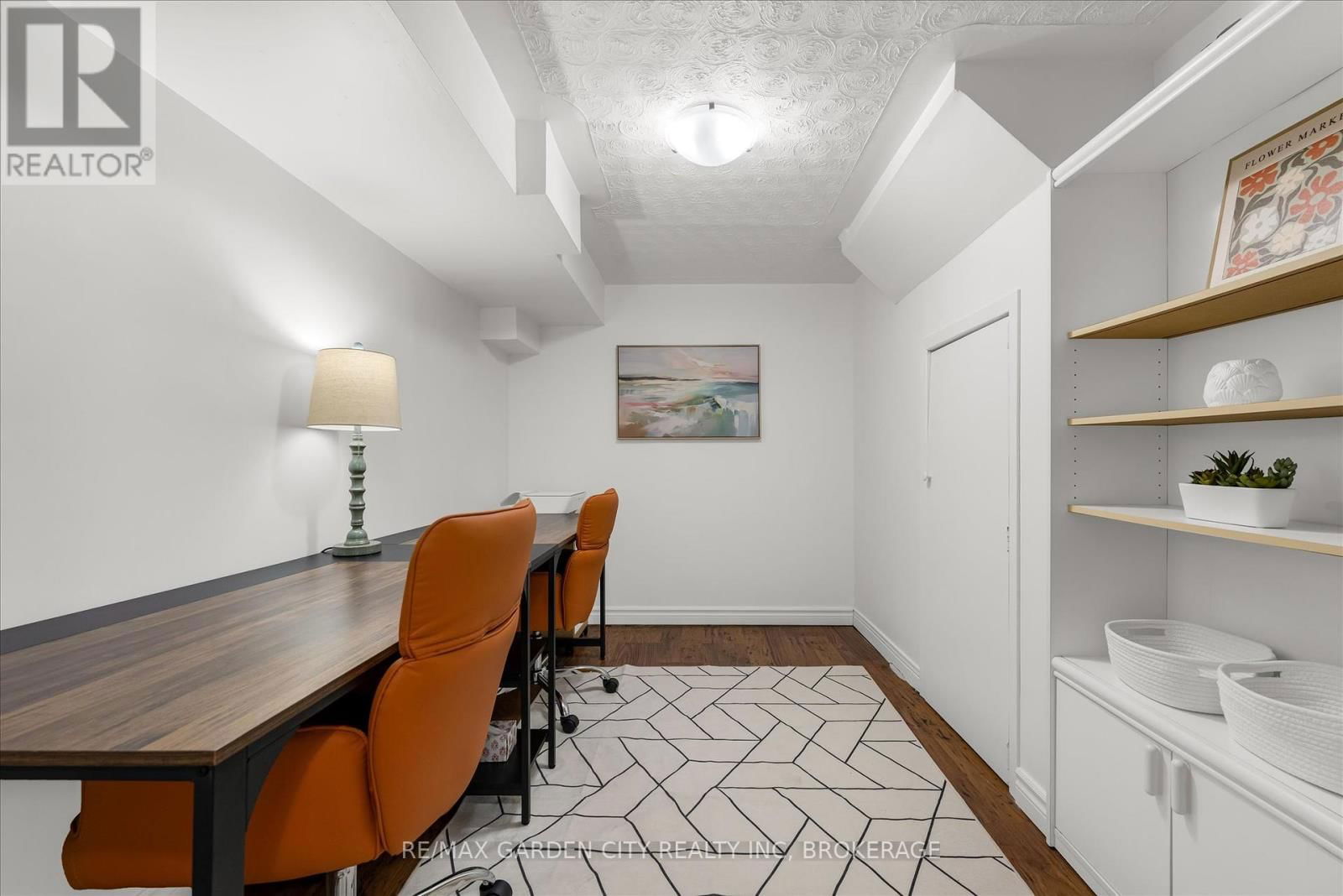 58 DIFFIN DRIVE Image 25