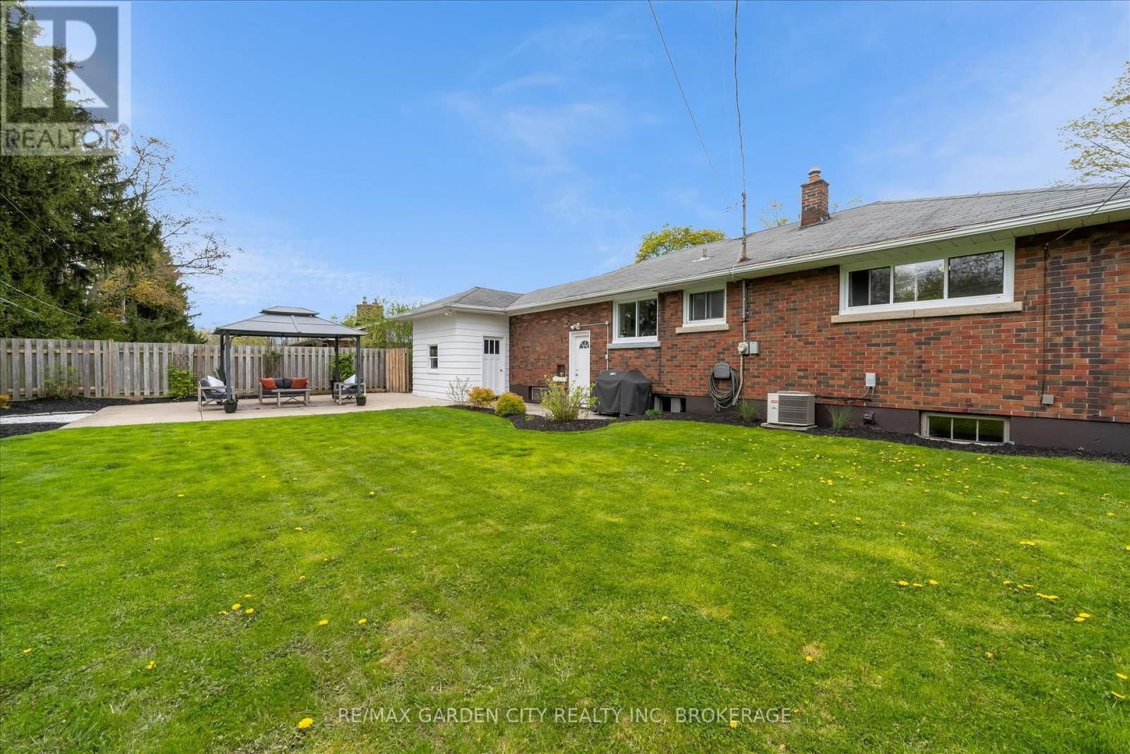58 DIFFIN DRIVE Image 35