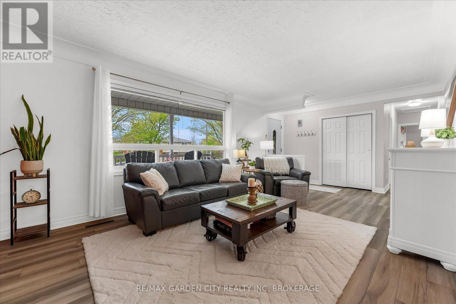 58 DIFFIN DRIVE Image 9