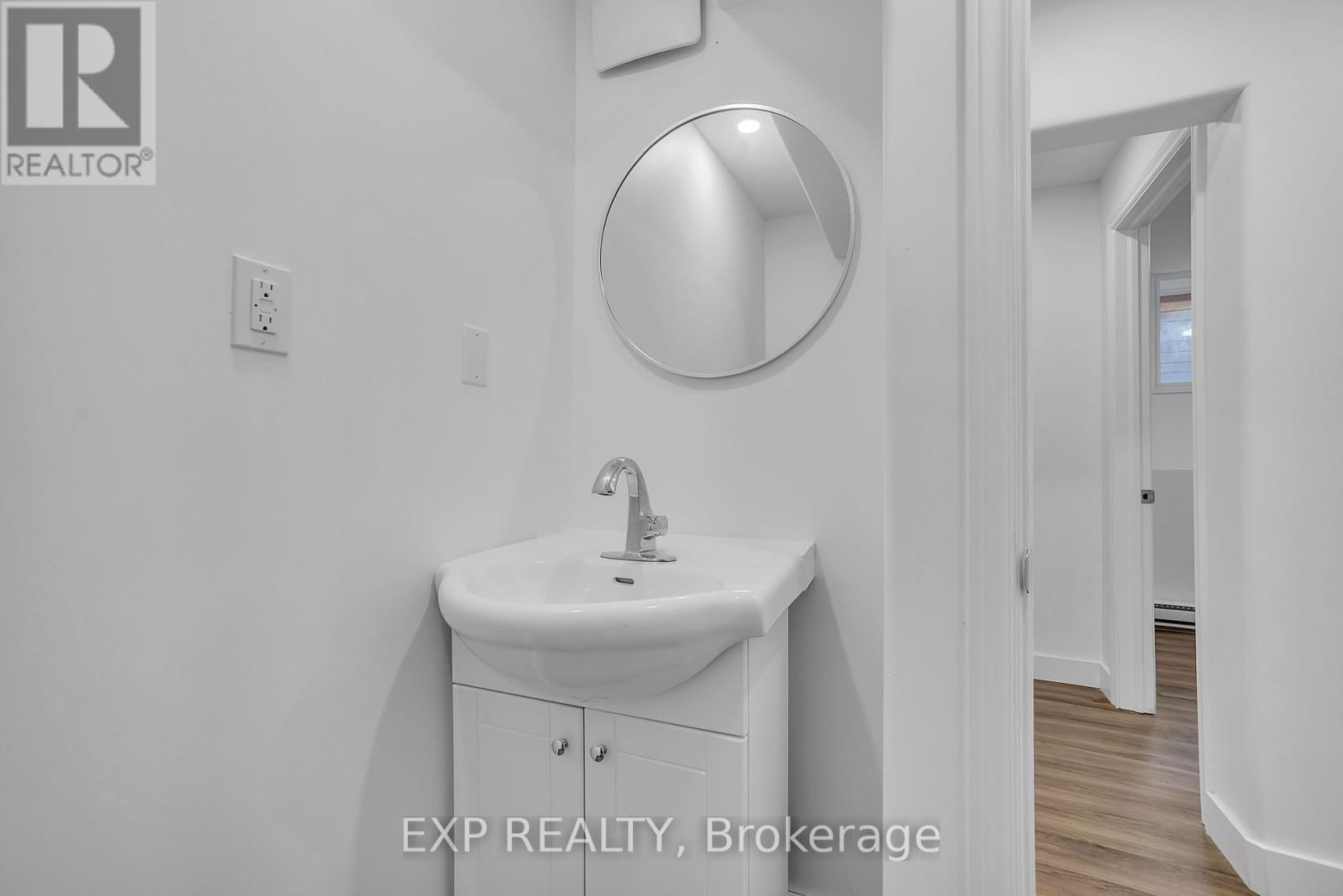 19 ISABEL STREET Image 20