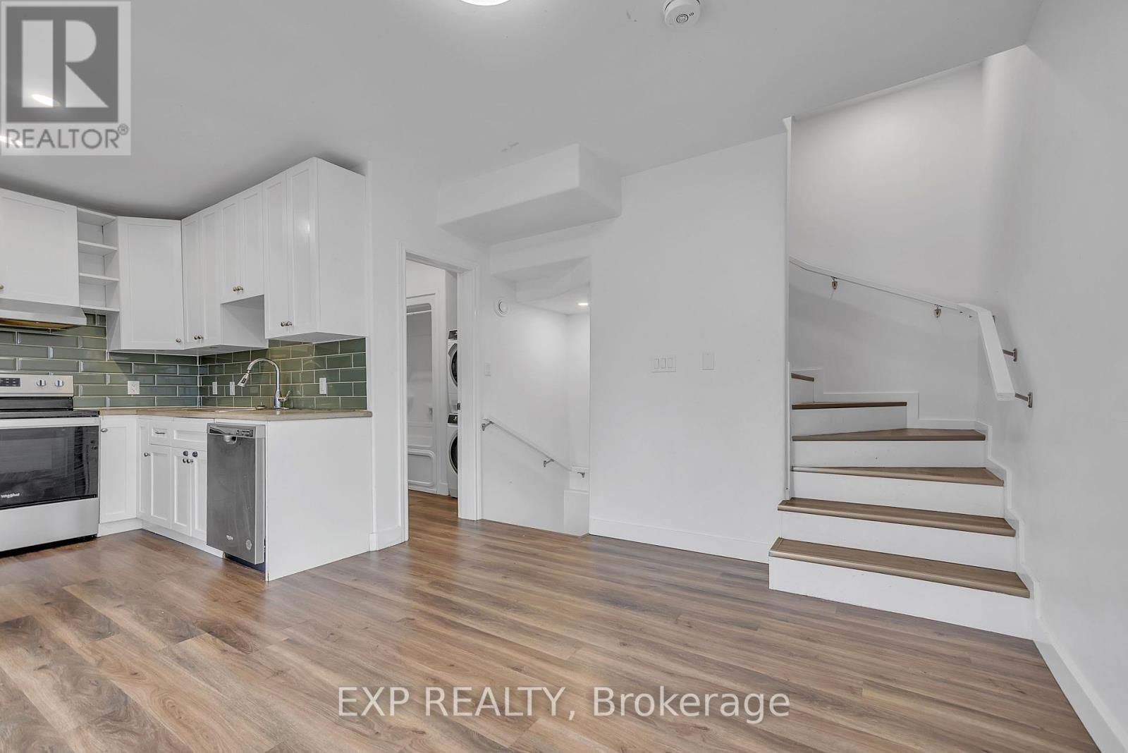 19 ISABEL STREET Image 28