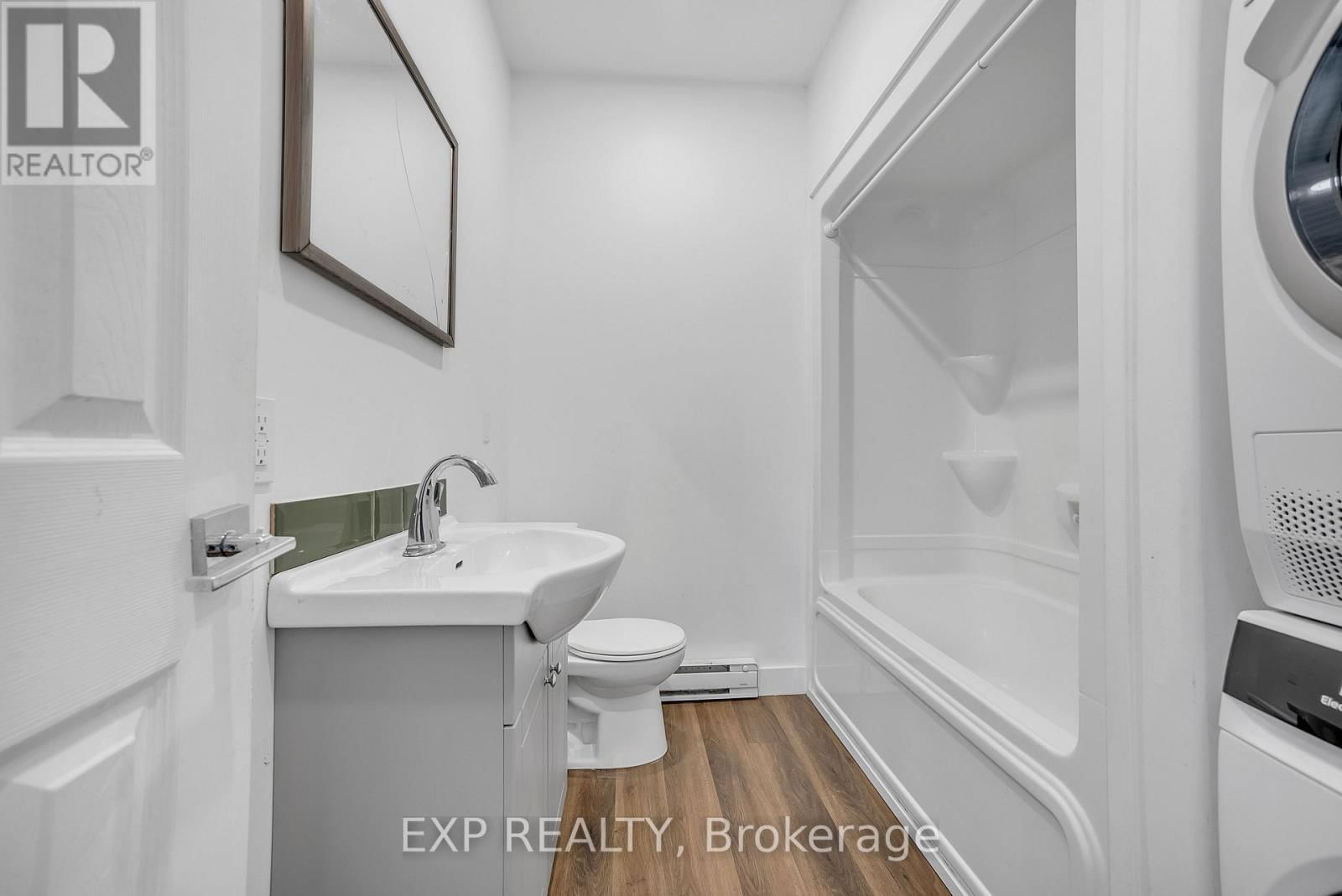 19 ISABEL STREET Image 30