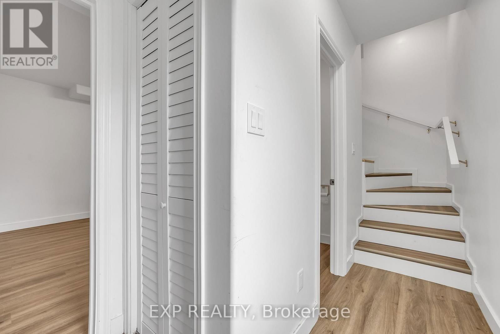 19 ISABEL STREET Image 33