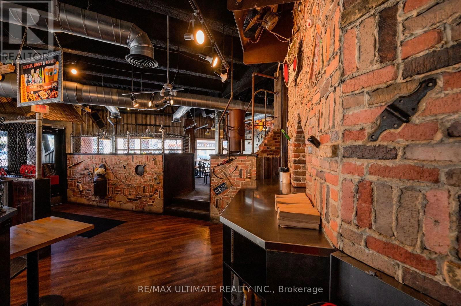 298 PRINCESS STREET Image 4