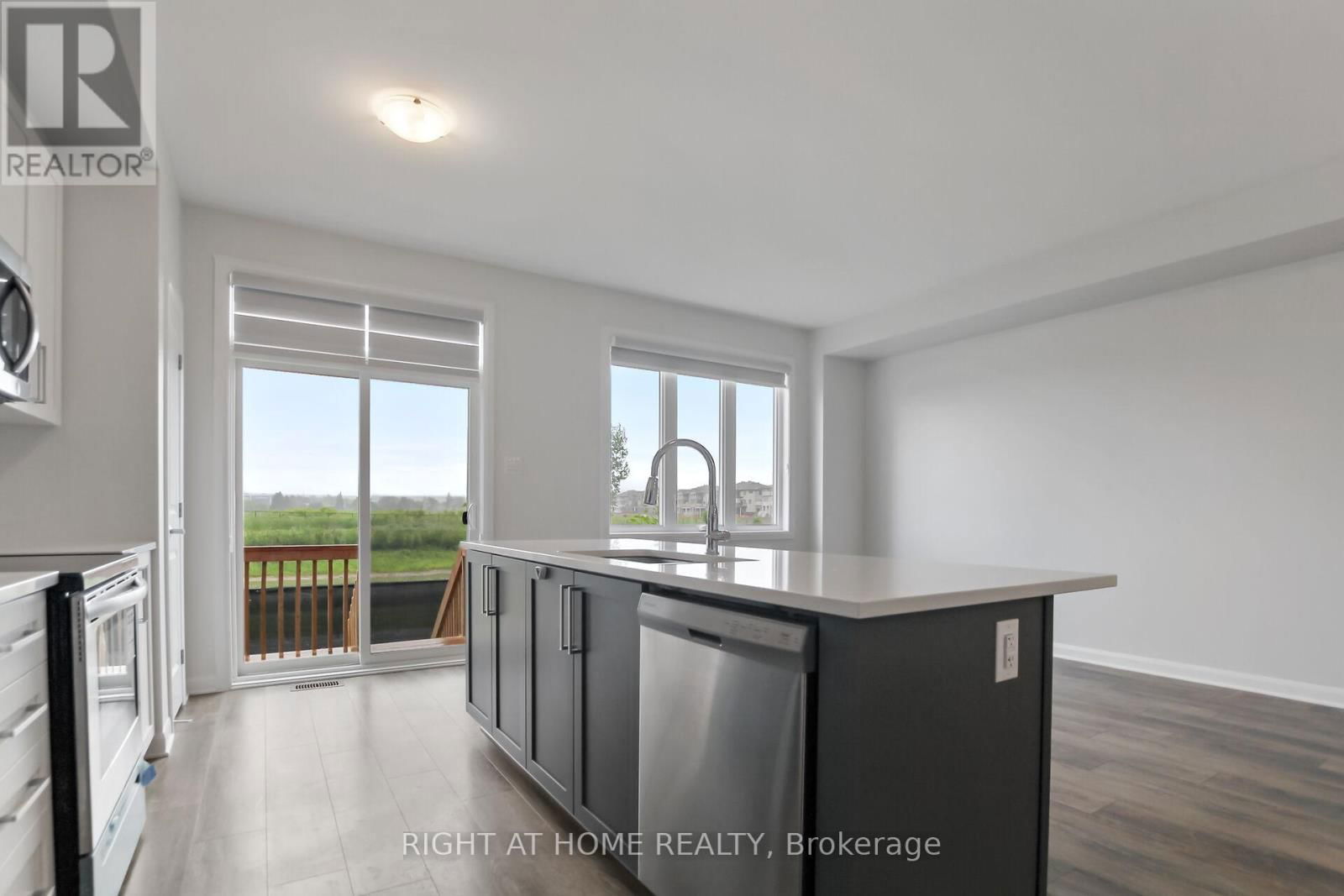 651 HAMSA STREET Image 13