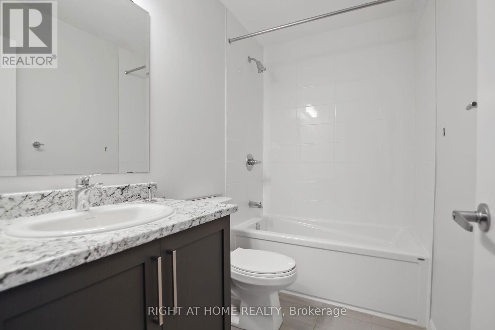 651 HAMSA STREET Image 20