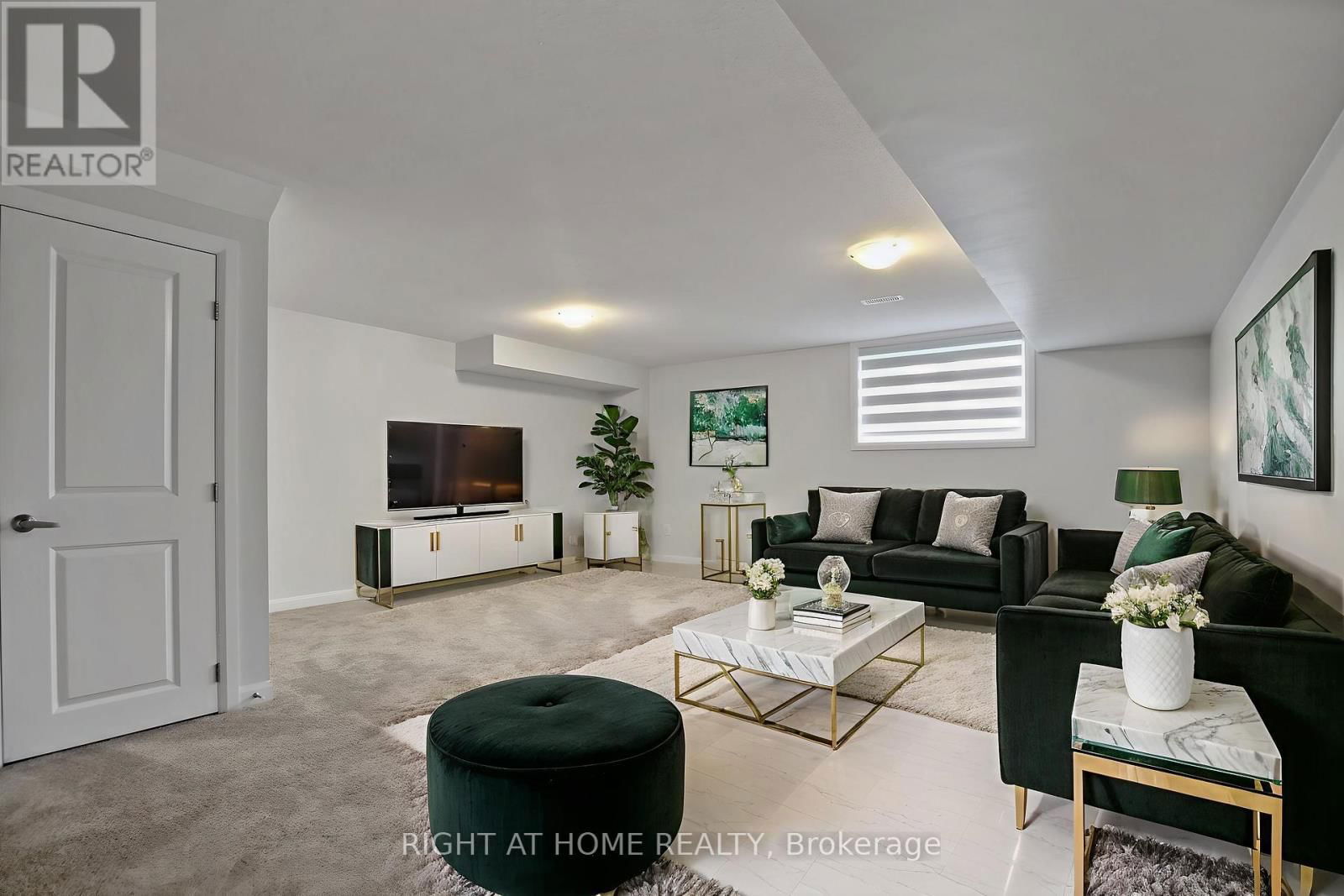 651 HAMSA STREET Image 23