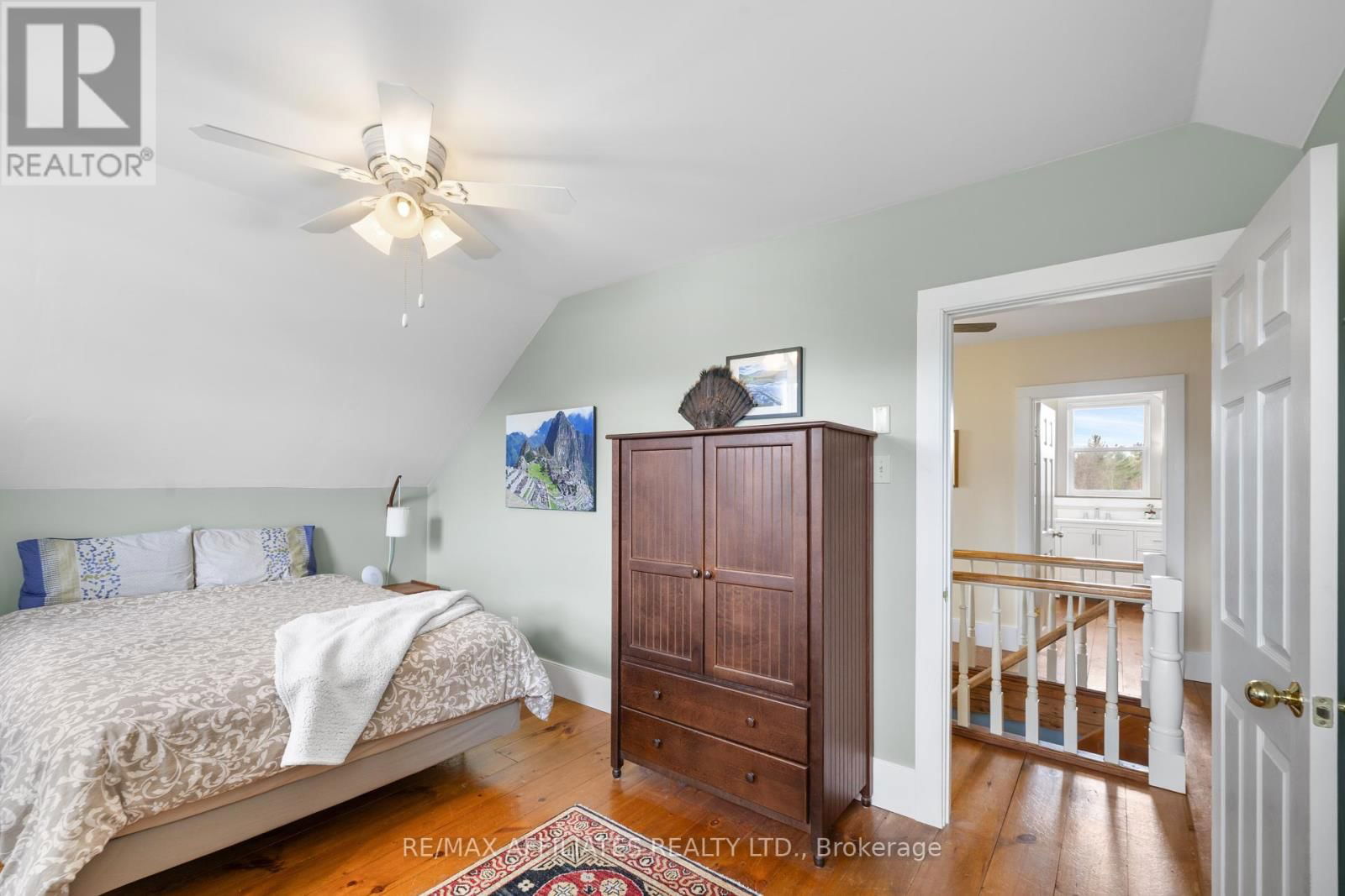 2931 RAMSAY 3C CORNERS Image 32