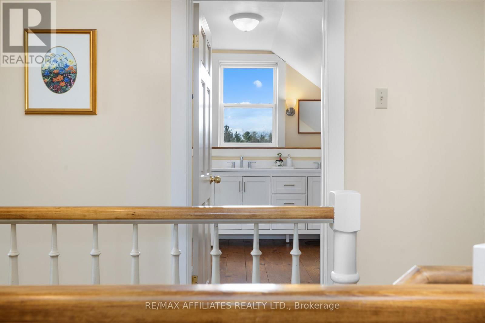 2931 RAMSAY 3C CORNERS Image 36