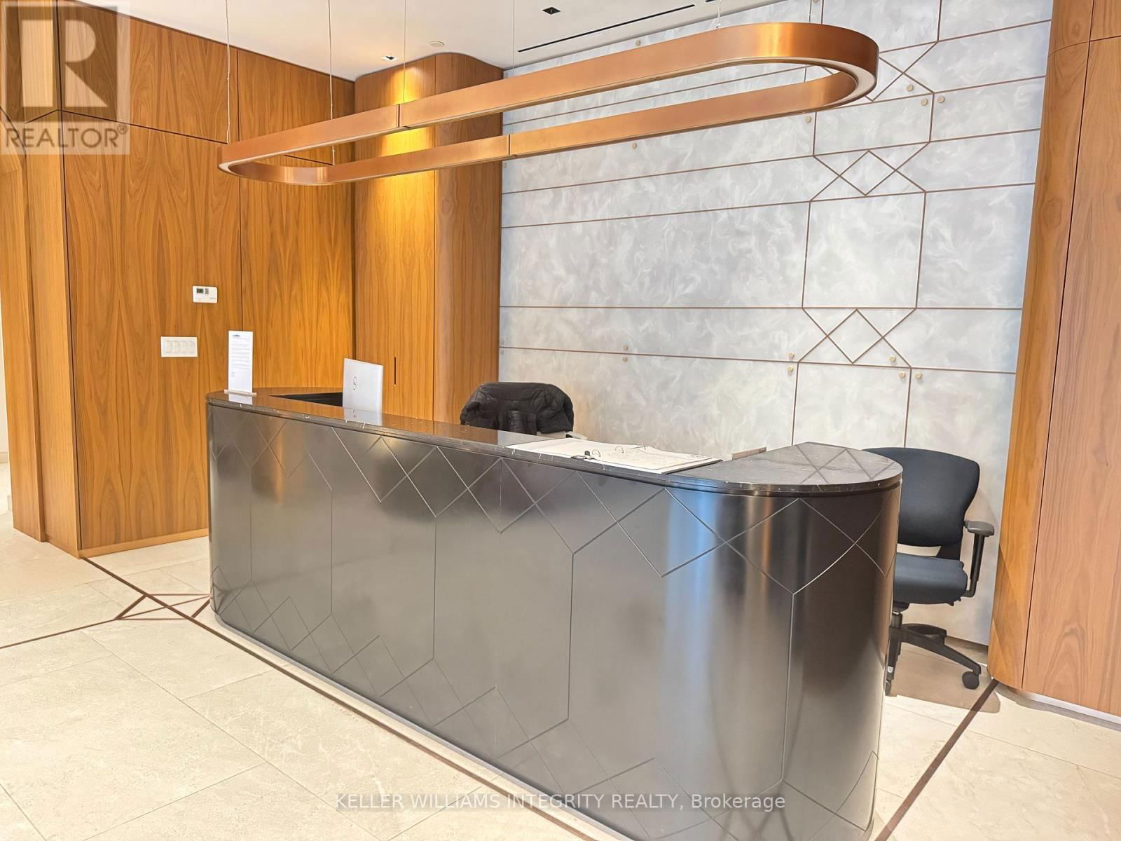 1005 - 560 RIDEAU STREET SOUTH Image 16