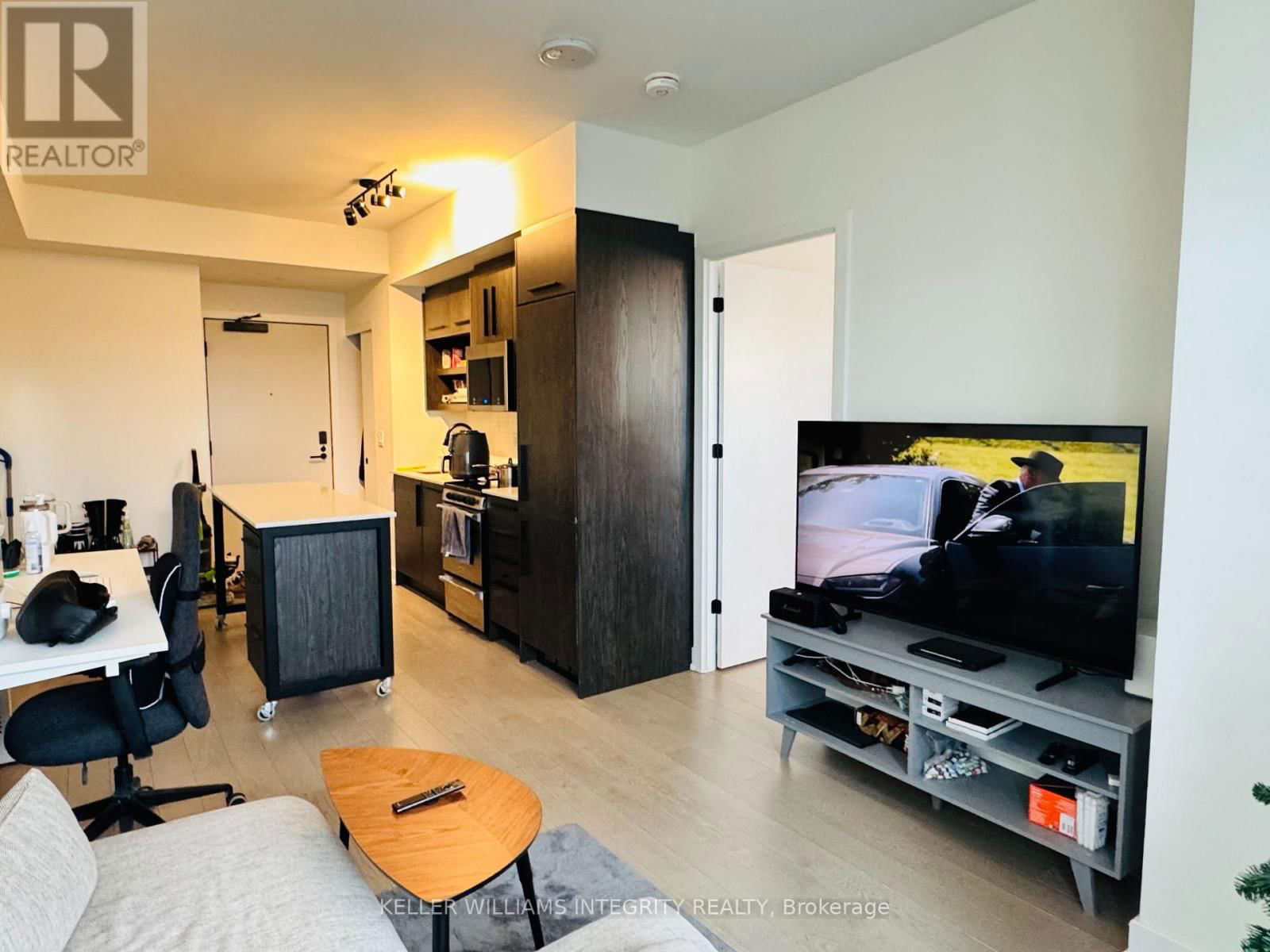 1005 - 560 RIDEAU STREET SOUTH Image 3