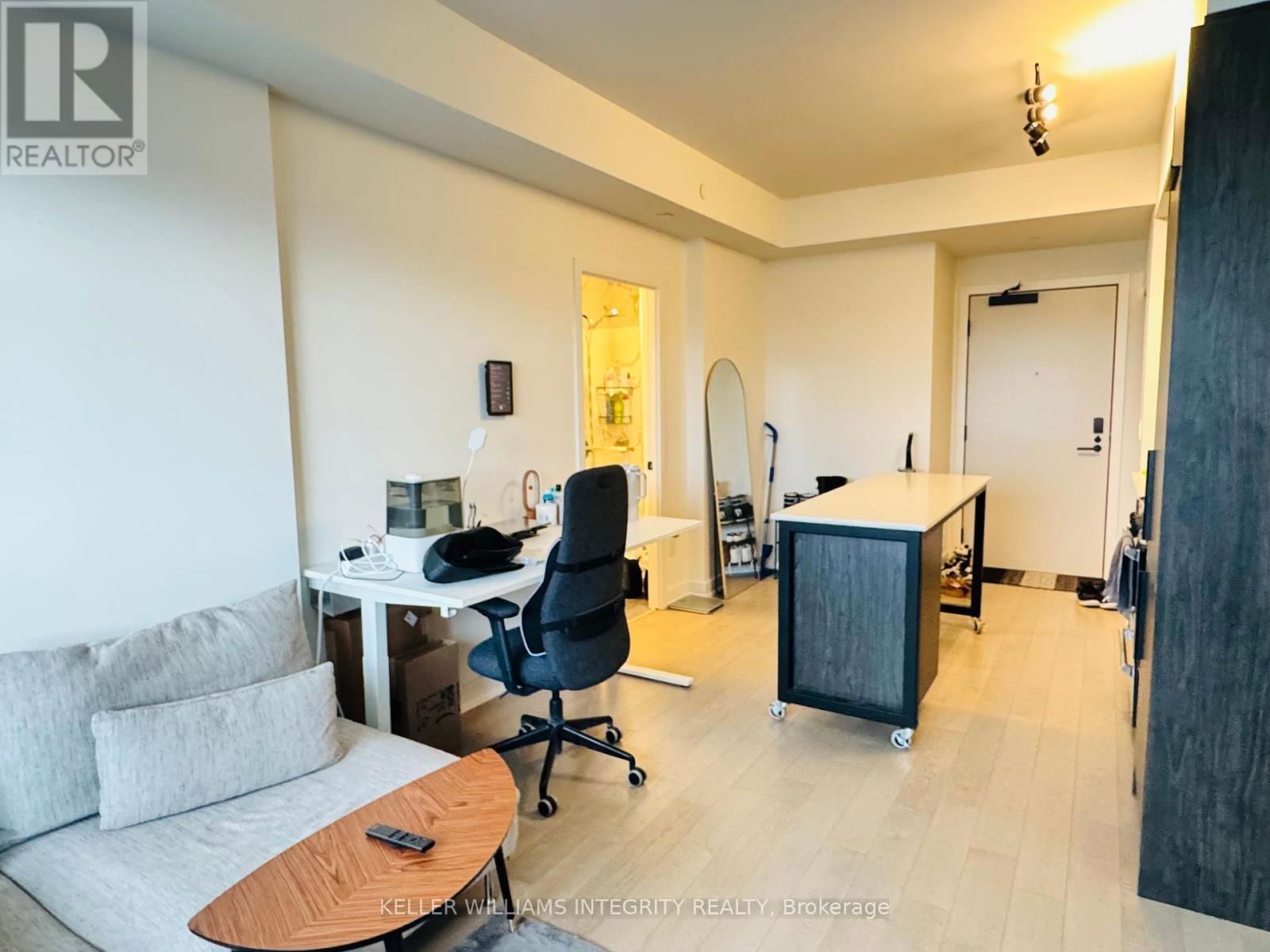 1005 - 560 RIDEAU STREET SOUTH Image 4