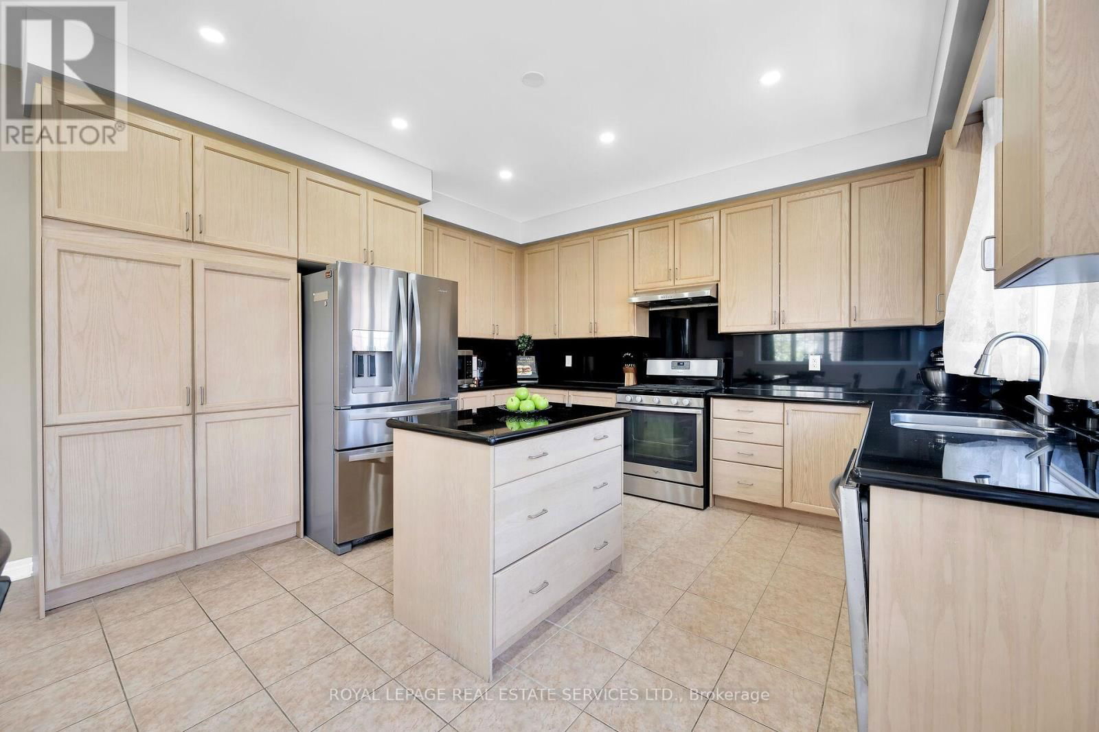 123 ATTRIDGE CRESCENT Image 10