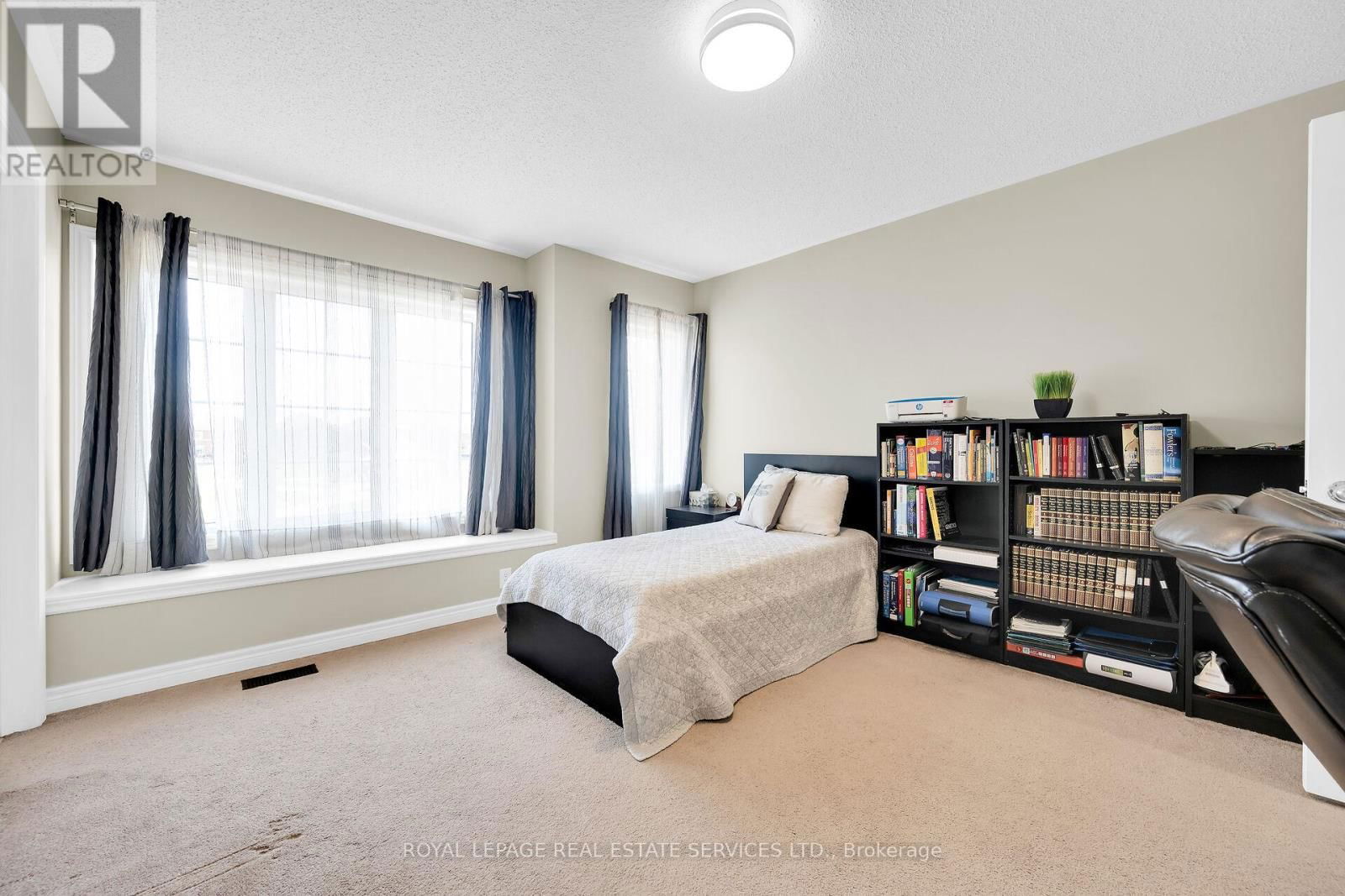 123 ATTRIDGE CRESCENT Image 17