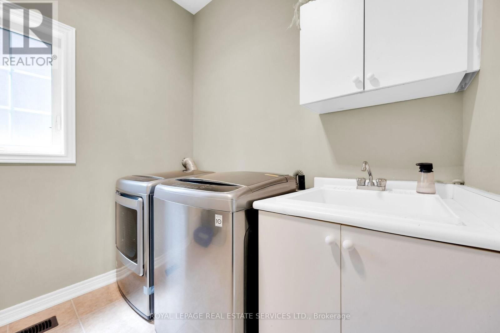 123 ATTRIDGE CRESCENT Image 22