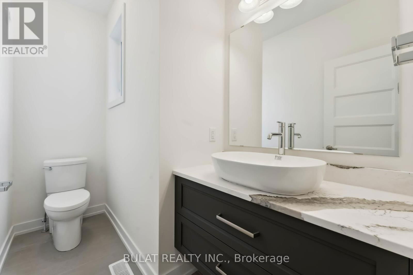 1361 KITCHENER AVENUE Image 10