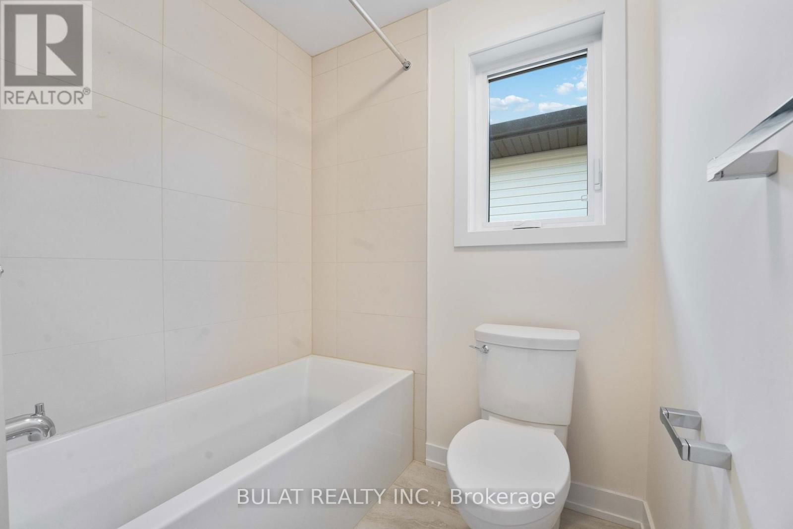1361 KITCHENER AVENUE Image 21