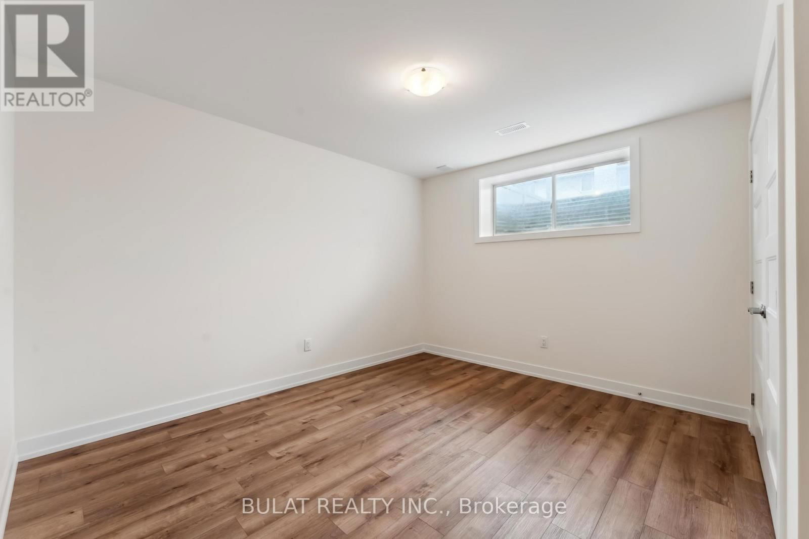 1361 KITCHENER AVENUE Image 23