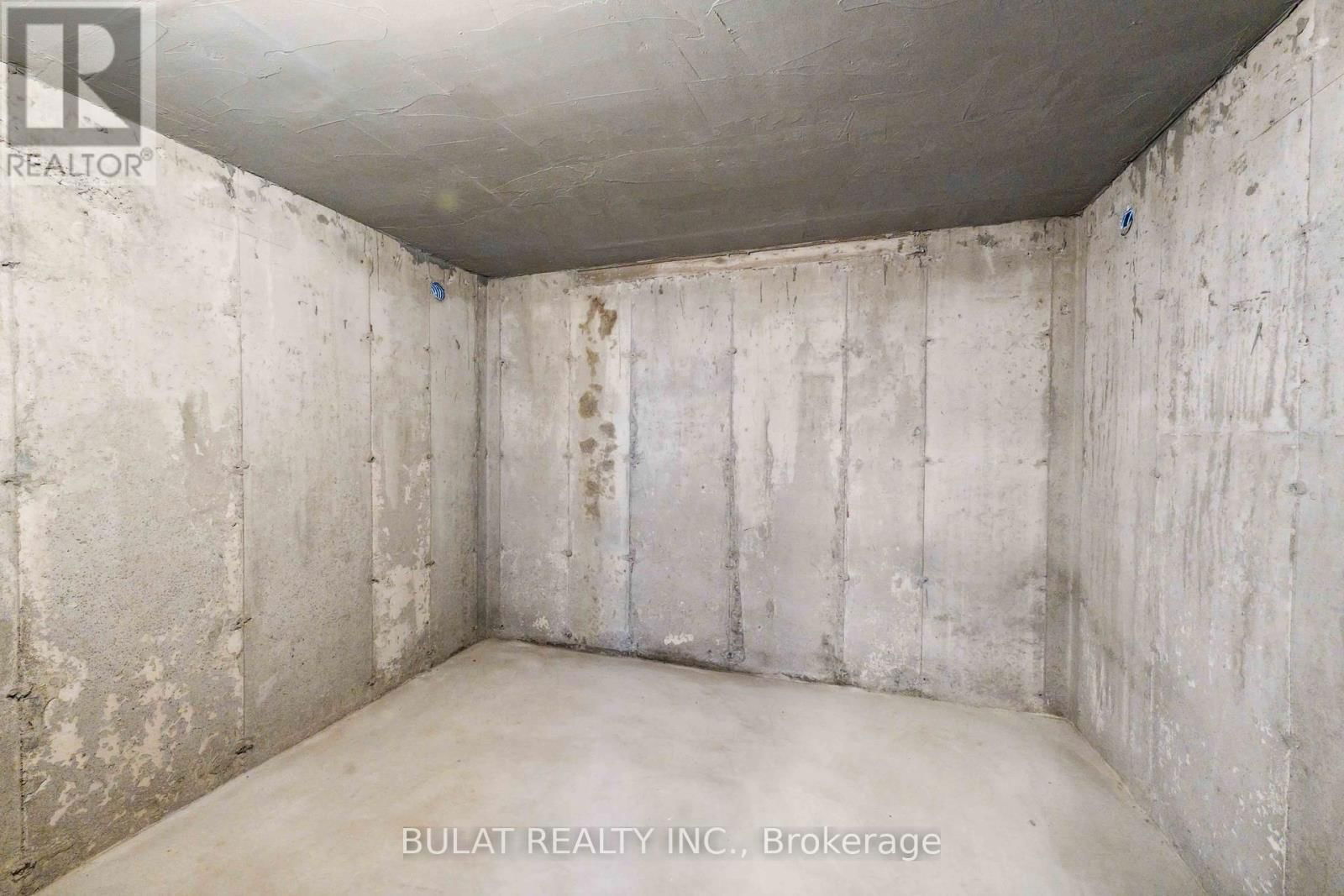 1361 KITCHENER AVENUE Image 25
