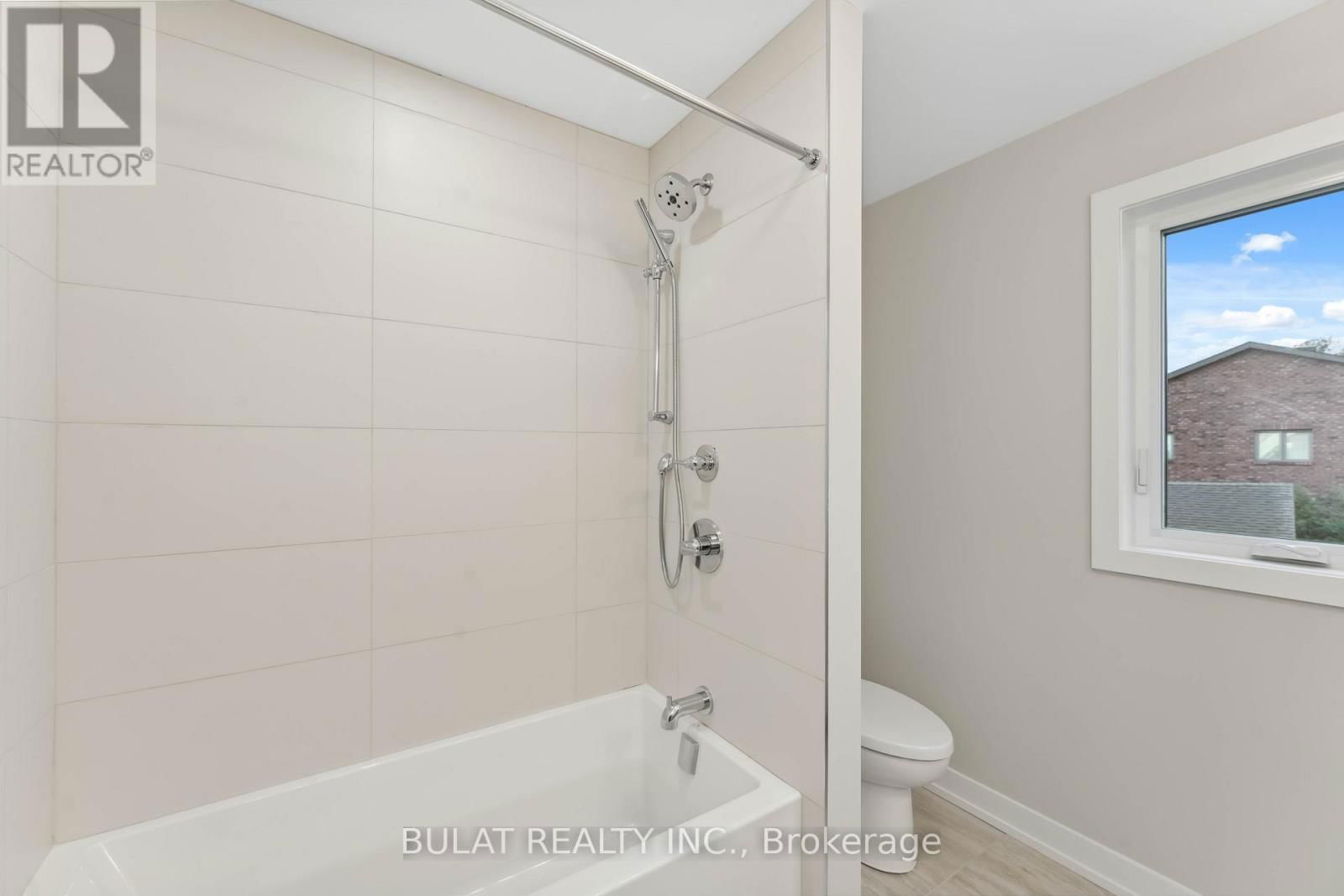 1357 KITCHENER AVENUE Image 17