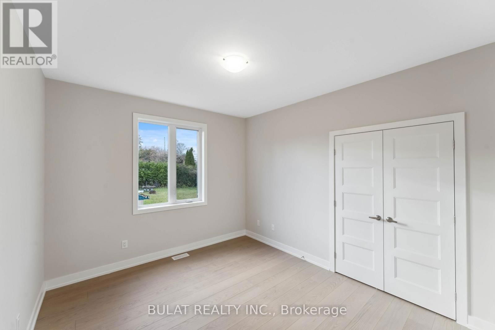 1357 KITCHENER AVENUE Image 18