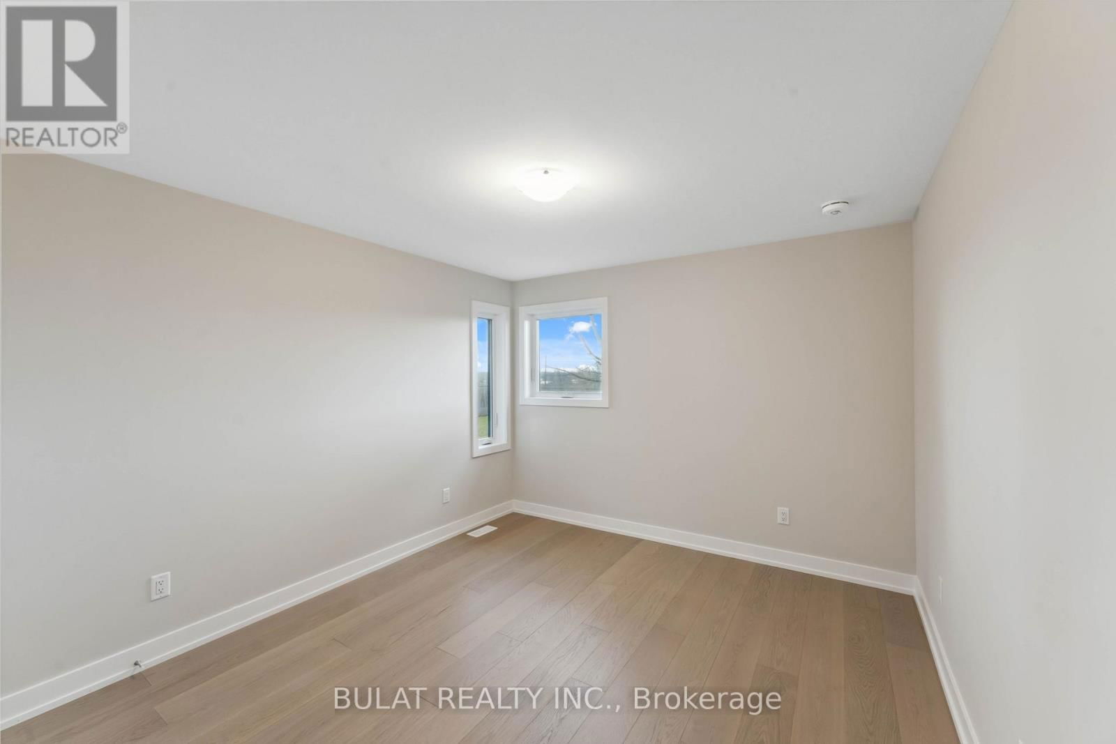 1357 KITCHENER AVENUE Image 20
