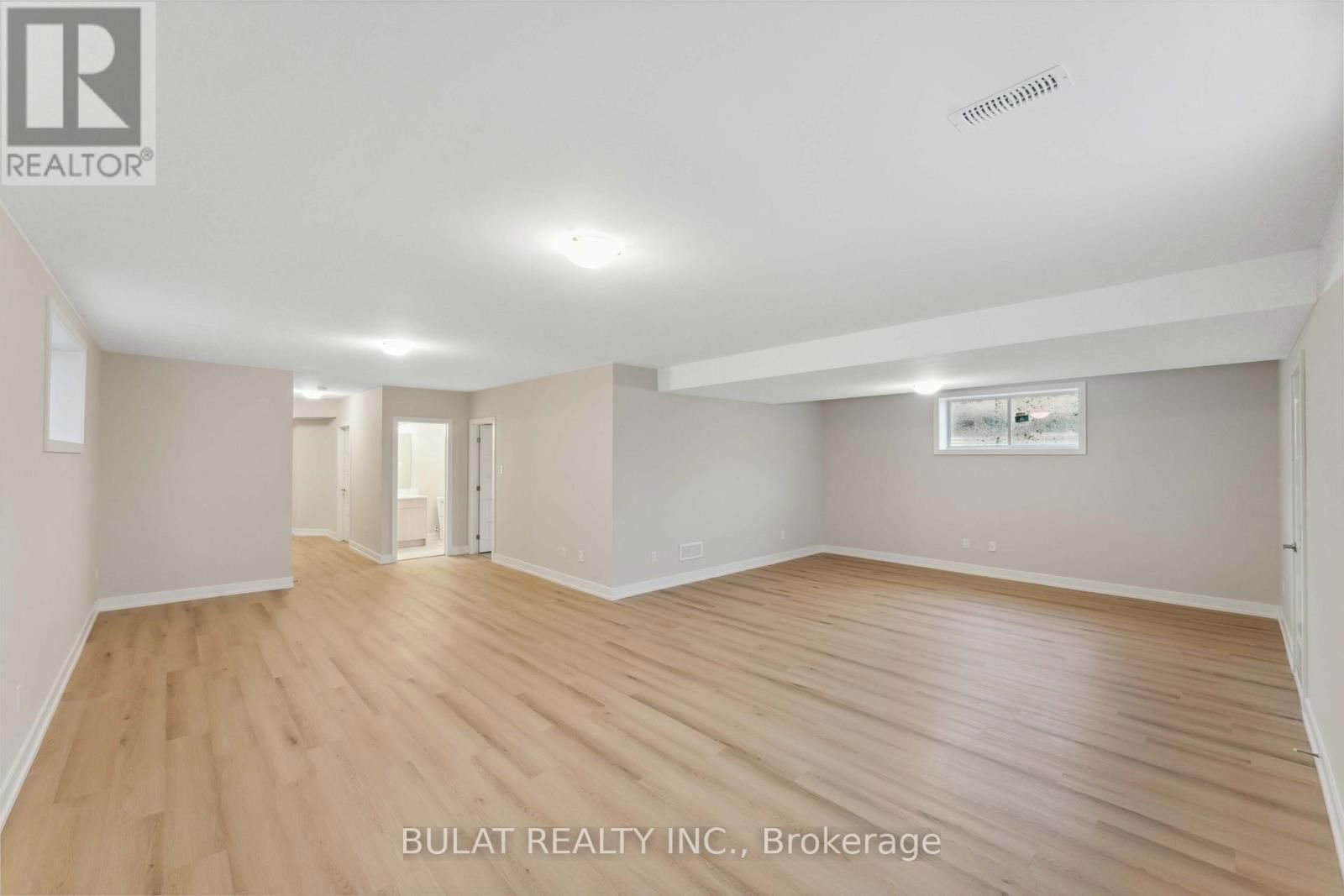 1357 KITCHENER AVENUE Image 24