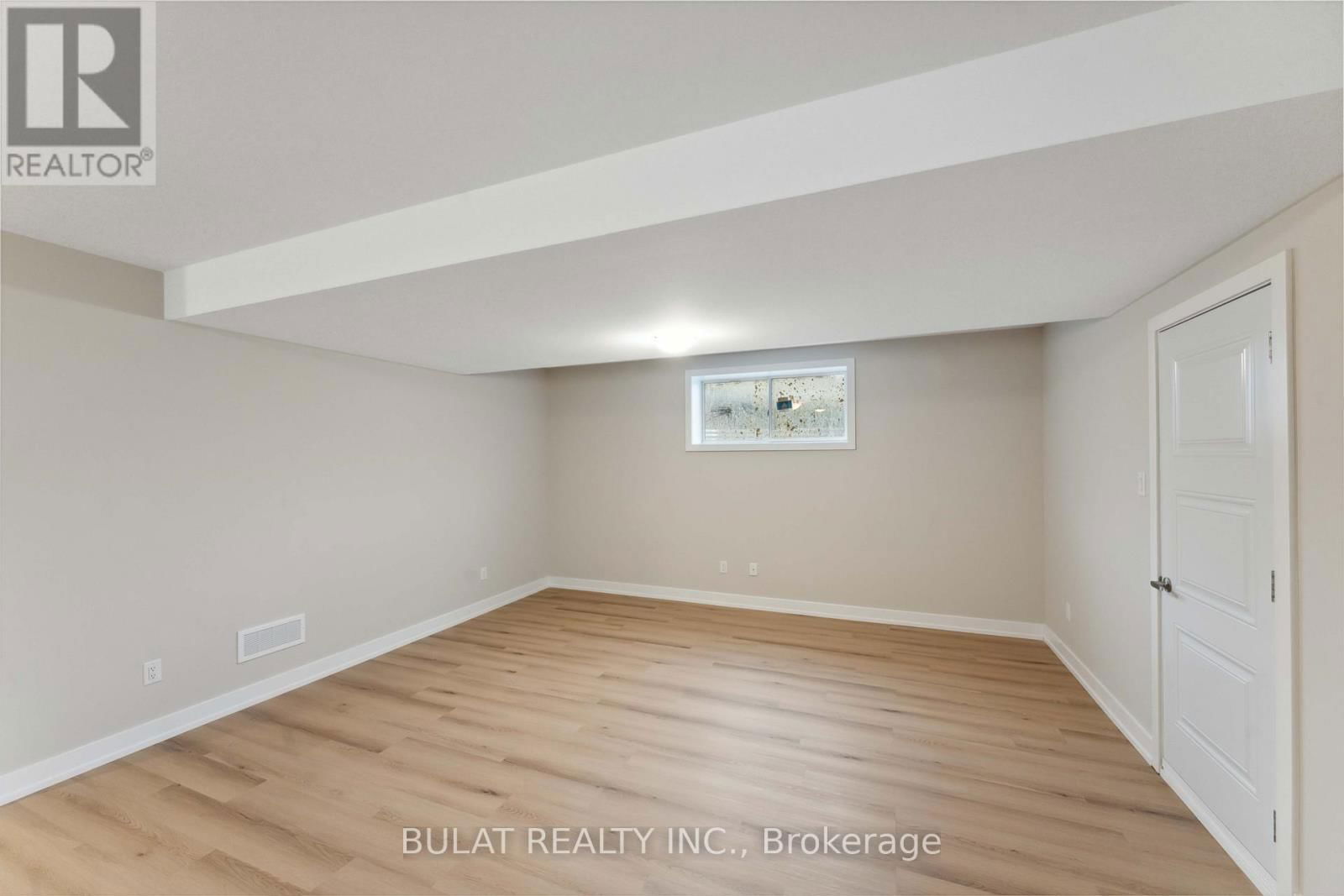 1357 KITCHENER AVENUE Image 27