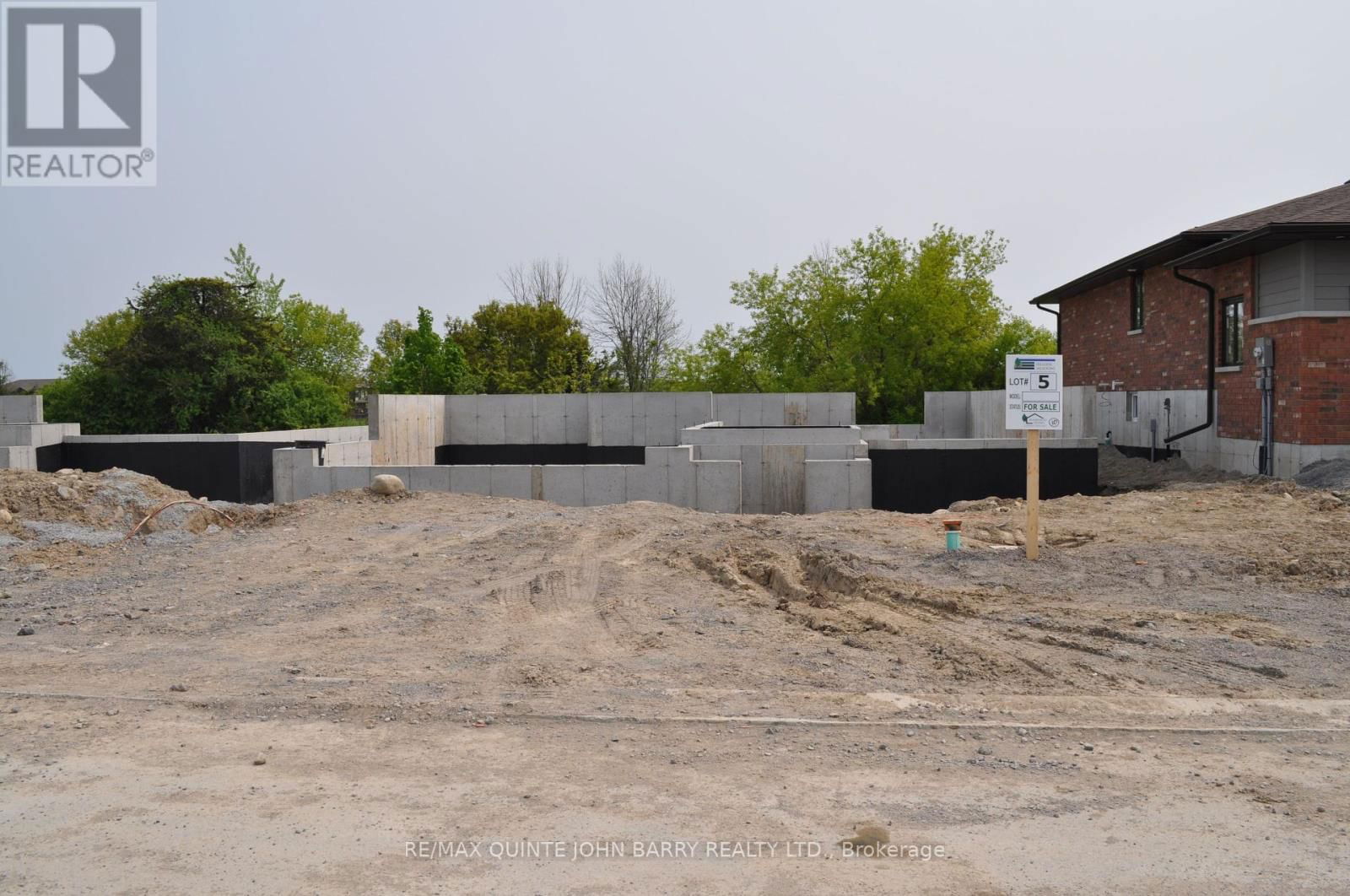 Lot 5 - 10 PARKLAND CIRCLE Image 1