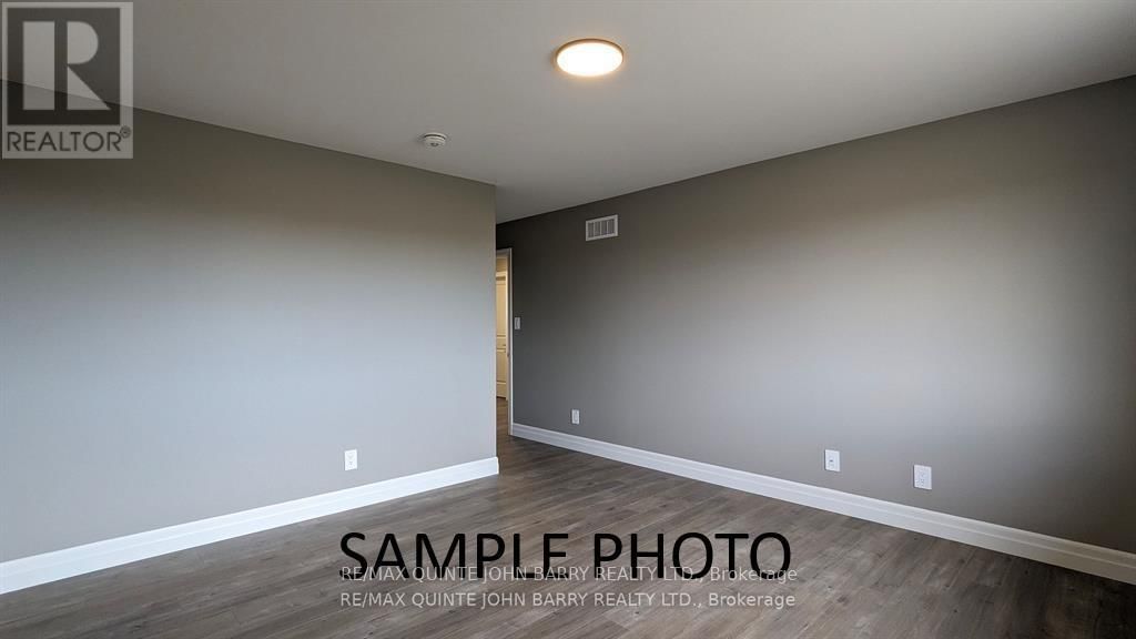 Lot 5 - 10 PARKLAND CIRCLE Image 13