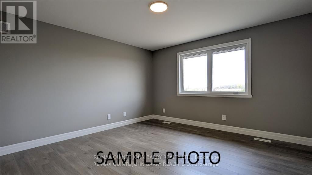 Lot 5 - 10 PARKLAND CIRCLE Image 14