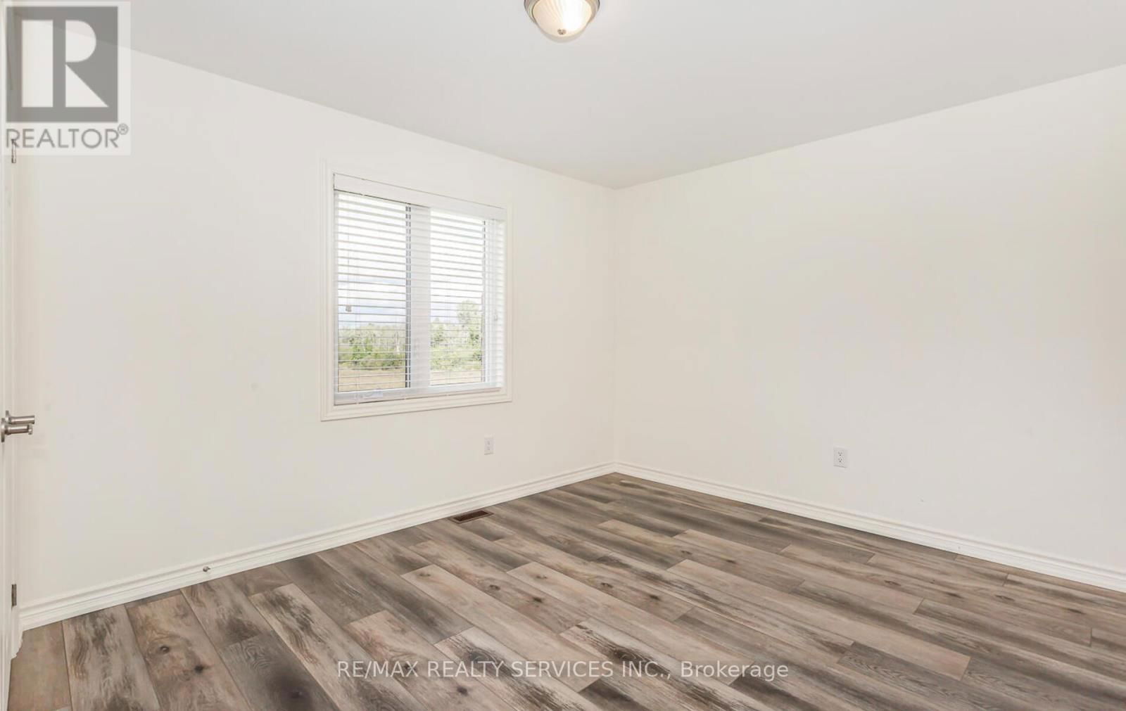 1468 MARINA DRIVE Image 22