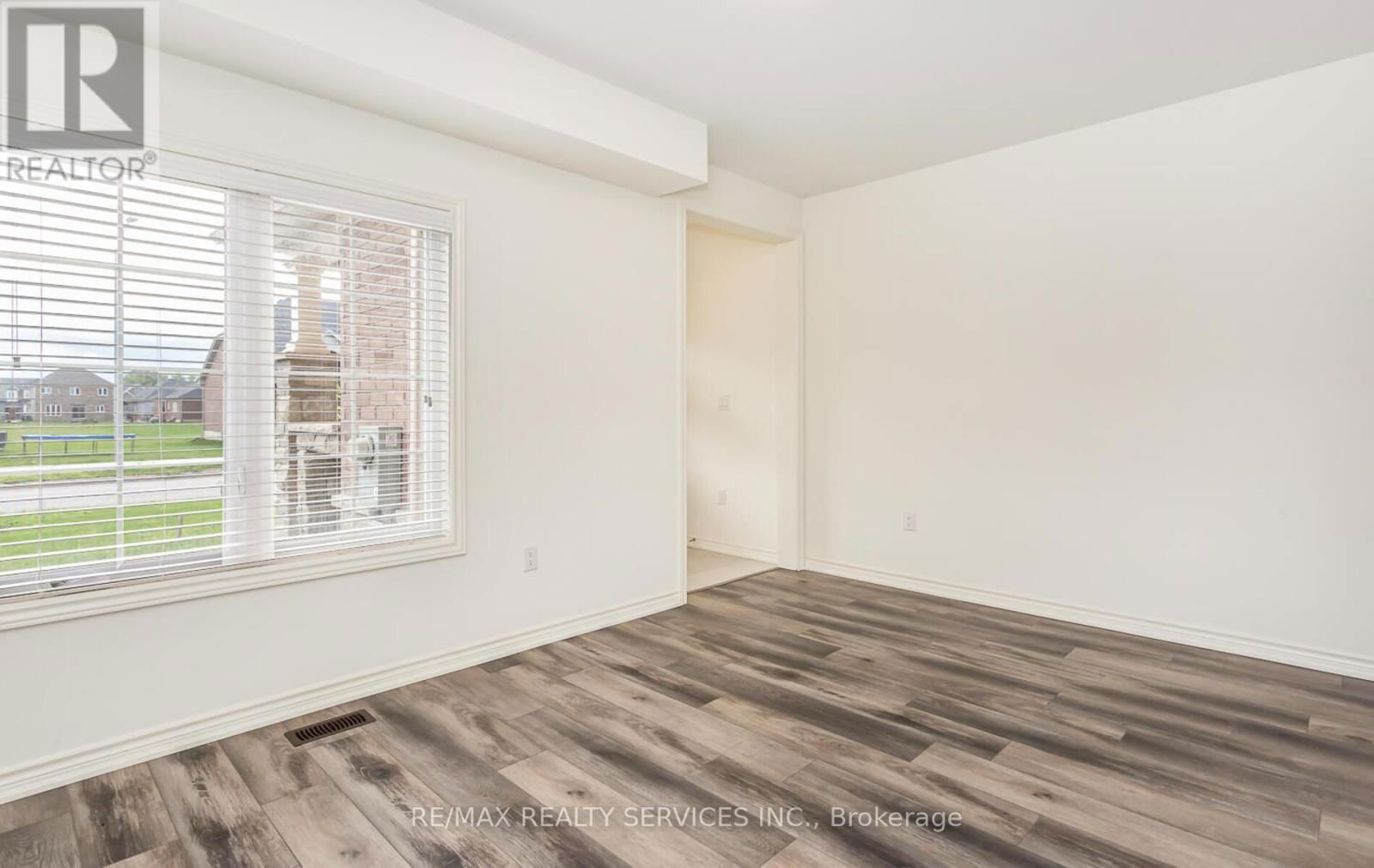 1468 MARINA DRIVE Image 5